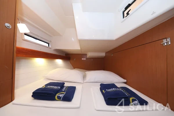 Bavaria 50 Cruiser - Yacht Charter Sailica