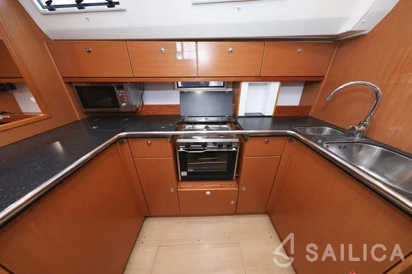 Bavaria 50 Cruiser - Yacht Charter Sailica
