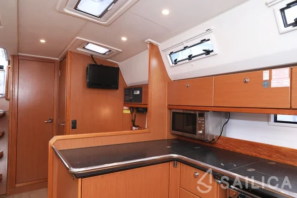 Bavaria 50 Cruiser - Yacht Charter Sailica
