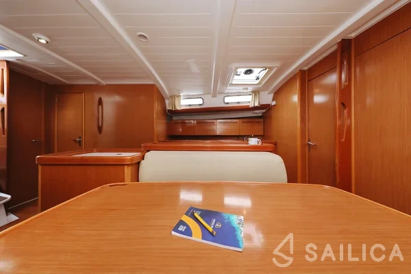 Cyclades 50.5 - Yacht Charter Sailica