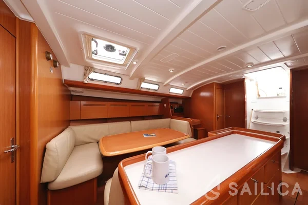 Cyclades 50.5 - Yacht Charter Sailica