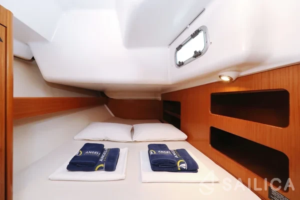 Cyclades 50.5 - Yacht Charter Sailica