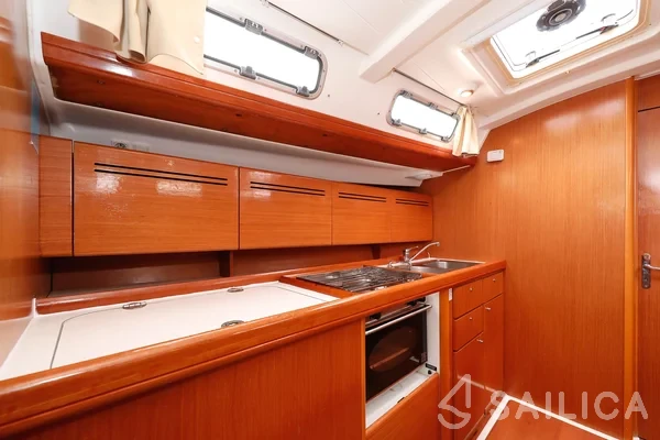 Cyclades 50.5 - Yacht Charter Sailica