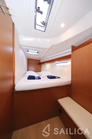 Bavaria 50 Cruiser - Yacht Charter Sailica