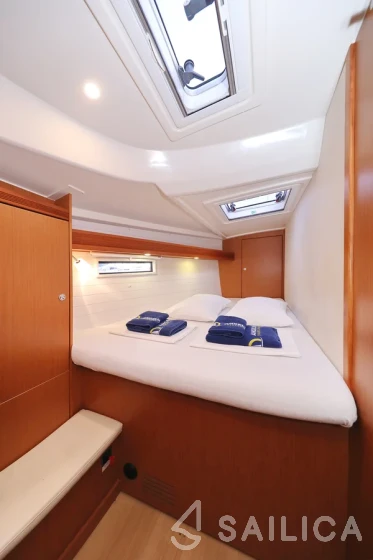 Bavaria 50 Cruiser - Yacht Charter Sailica