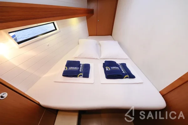 Bavaria 50 Cruiser - Yacht Charter Sailica