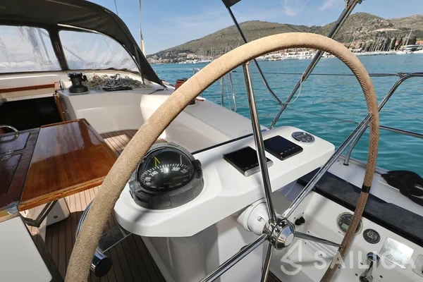 Bavaria 50 Cruiser - Yacht Charter Sailica