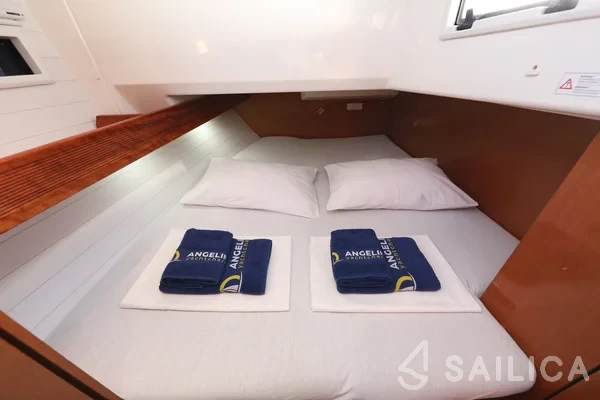 Bavaria 40 Cruiser S - Yacht Charter Sailica