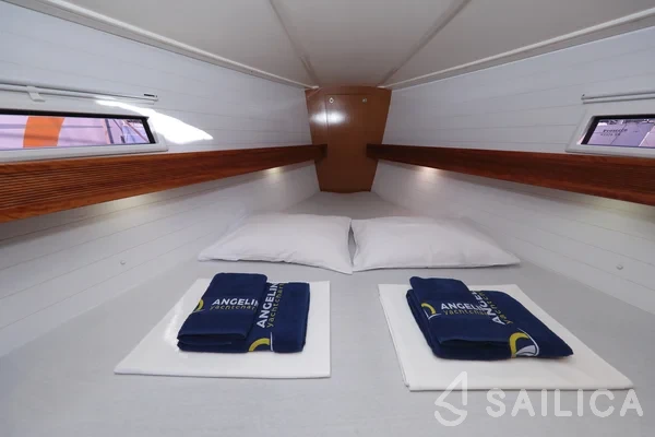 Bavaria 40 Cruiser S - Yacht Charter Sailica