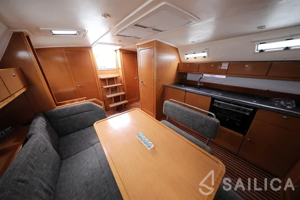 Bavaria 40 Cruiser S - Yacht Charter Sailica