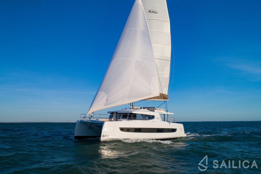 Bali 4.4 - Yacht Charter Sailica