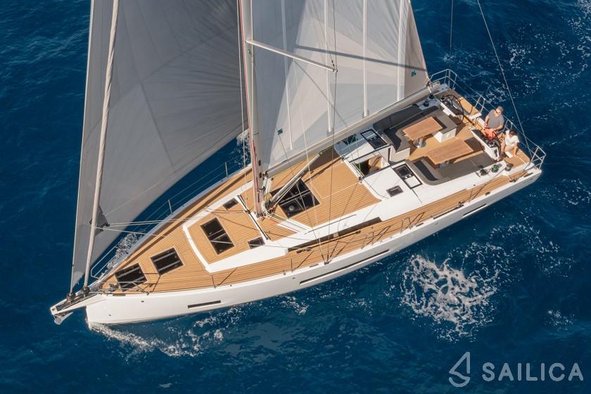 Hanse 460 - 4 cab. - Yacht Charter Sailica