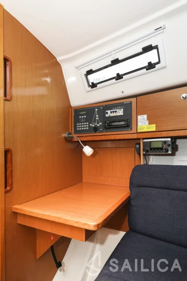 Bavaria 32 Cruiser - Yacht Charter Sailica