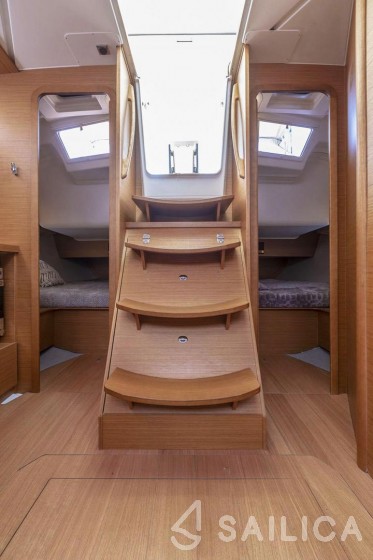 Dufour 390 - Yacht Charter Sailica