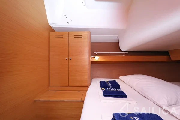 Dufour 460 GL - Yacht Charter Sailica