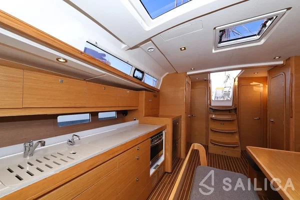 Dufour 460 GL - Yacht Charter Sailica
