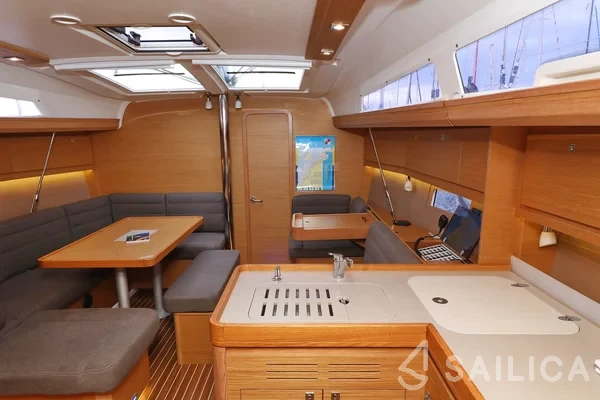 Dufour 412 GL - Yacht Charter Sailica