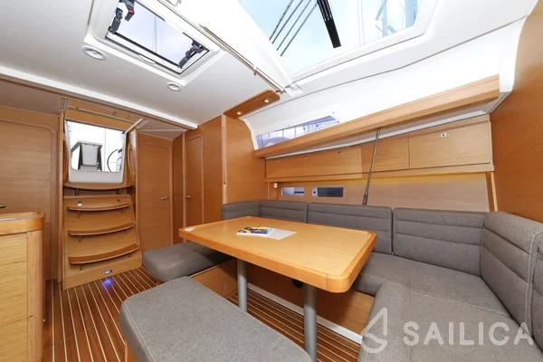 Dufour 412 GL - Yacht Charter Sailica