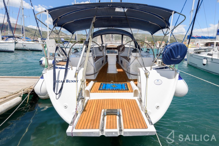 Bavaria 40 Cruiser - Yacht Charter Sailica
