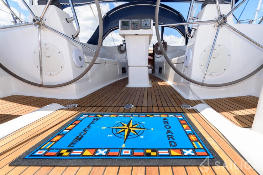 Bavaria 40 Cruiser - Yacht Charter Sailica