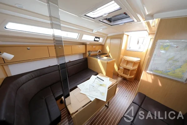 Bavaria 34 Cruiser - Yacht Charter Sailica