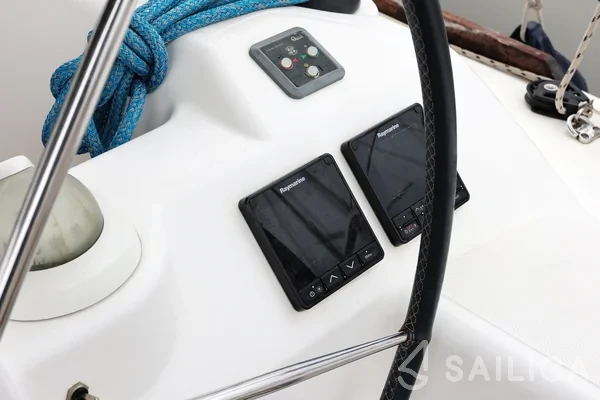Dufour 412 GL - Yacht Charter Sailica