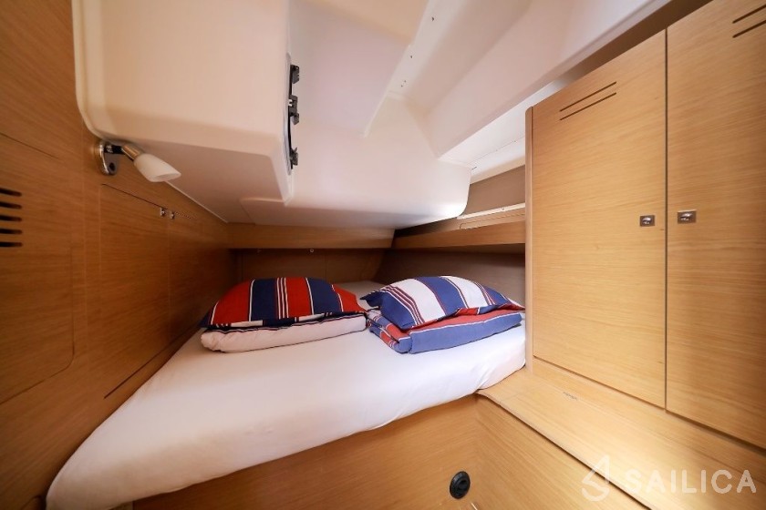 Dufour 460 GL - Yacht Charter Sailica