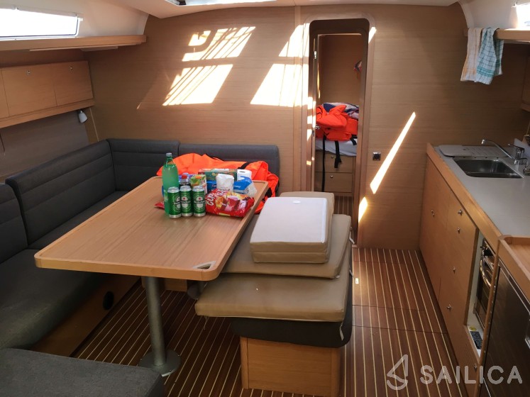 Dufour 460 GL - Yacht Charter Sailica