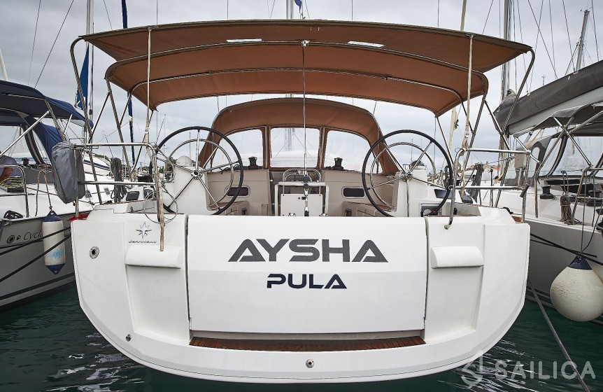 Sun Odyssey 519 - Yacht Charter Sailica