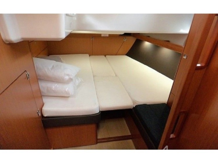 Bavaria Cruiser 56 - Yacht Charter Sailica
