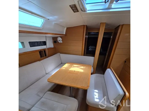 Sun Odyssey 469 - Yacht Charter Sailica