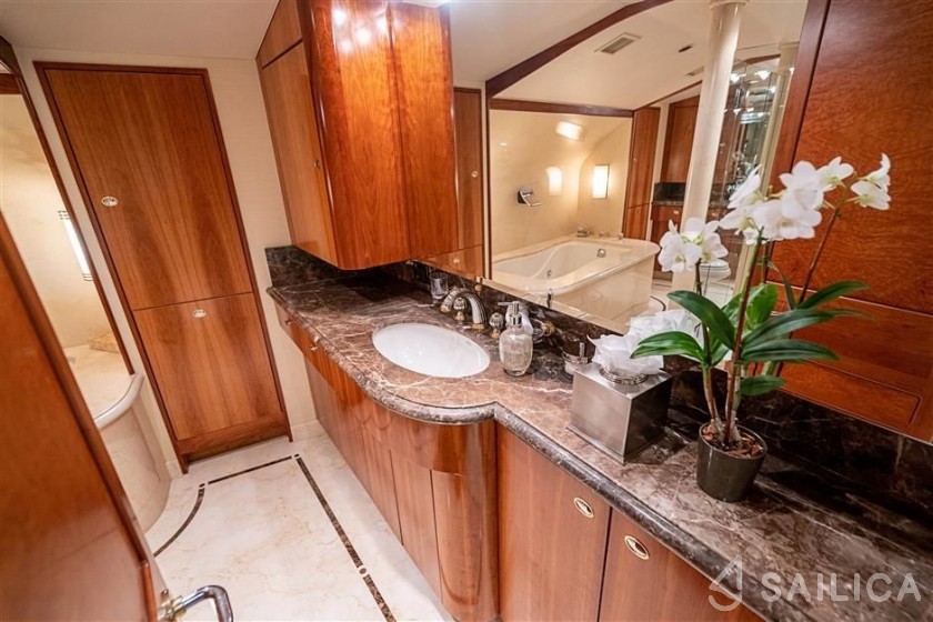 Westport 130 - Yacht Charter Sailica