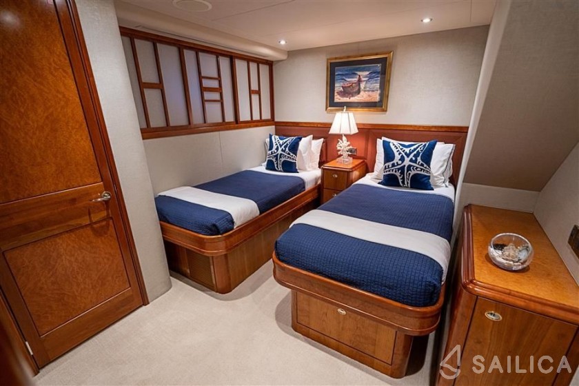 Westport 130 - Yacht Charter Sailica