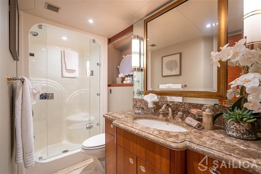 Westport 130 - Yacht Charter Sailica