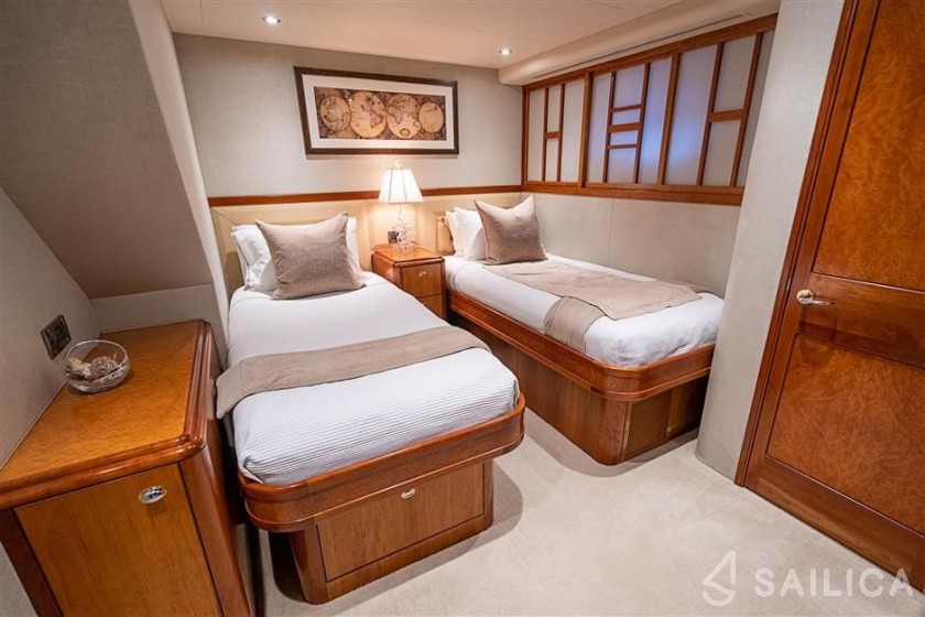 Westport 130 - Yacht Charter Sailica