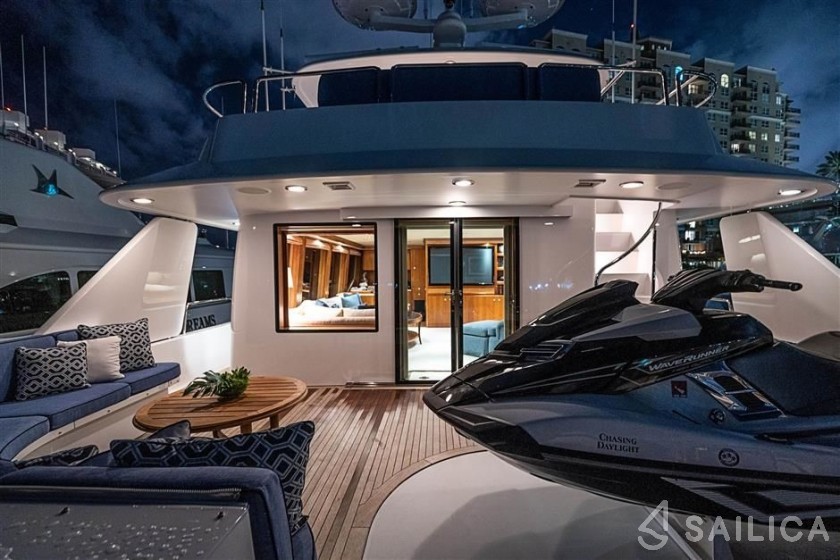 Westport 130 - Yacht Charter Sailica