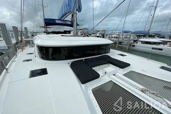 Lagoon 46  - Yacht Charter Sailica