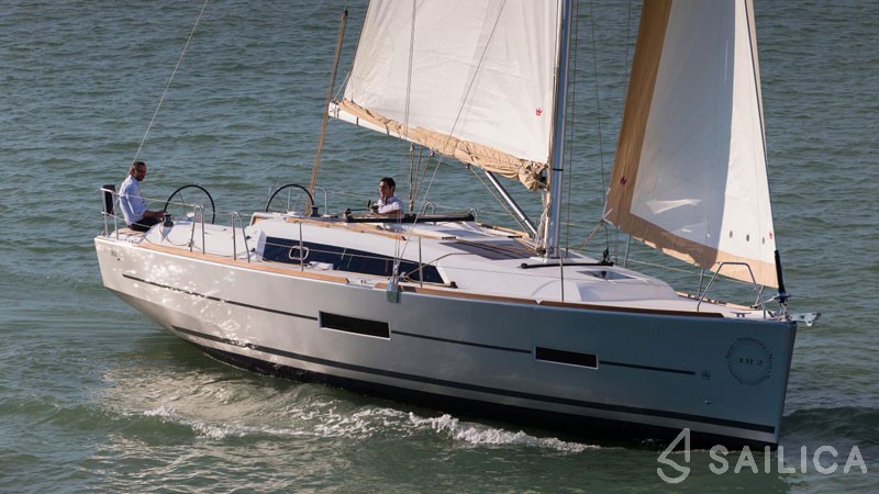 Dufour 382 Grand Large - Yacht Charter Sailica