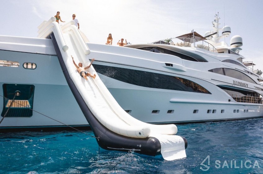 Benetti 58 - Yacht Charter Sailica