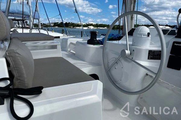 Bali Catspace - Yacht Charter Sailica