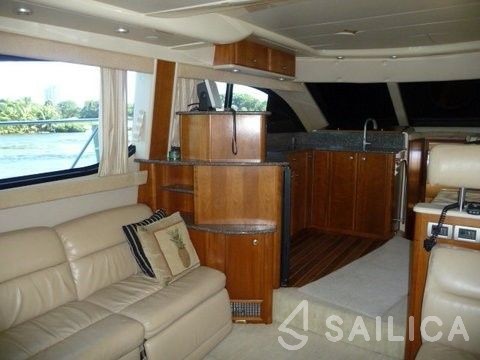 Meridian 41 - Yacht Charter Sailica