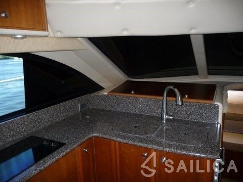 Meridian 41 - Yacht Charter Sailica