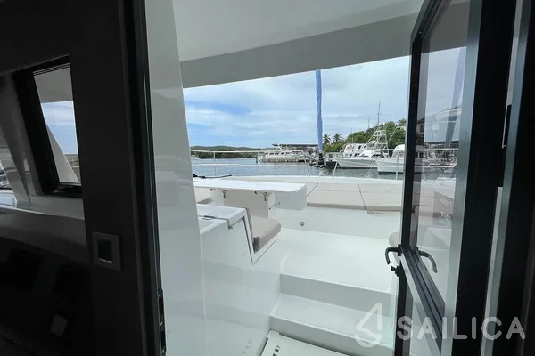 Bali 4.8  - Yacht Charter Sailica