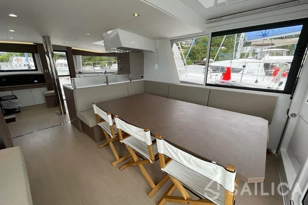 Bali 4.8  - Yacht Charter Sailica