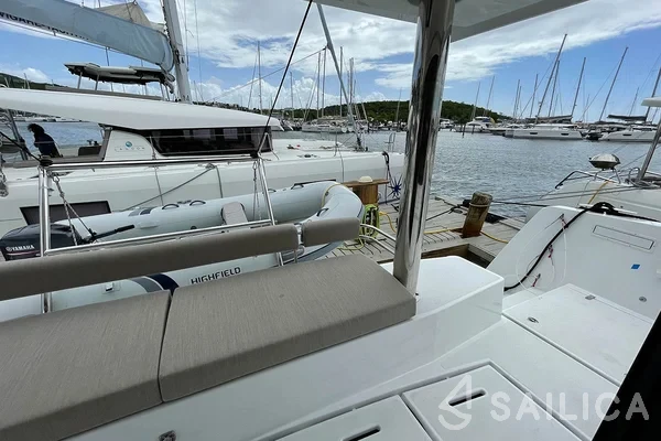 Bali 4.8  - Yacht Charter Sailica