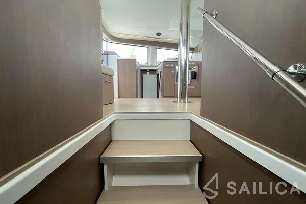Bali 4.8  - Yacht Charter Sailica