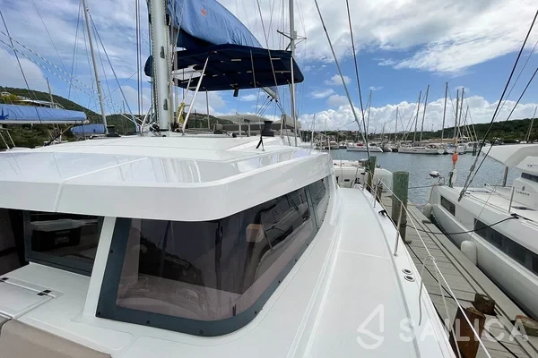 Bali 4.8  - Yacht Charter Sailica