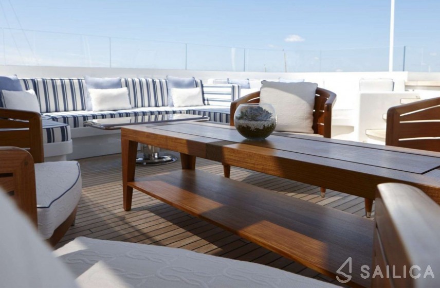 Feadship 198 - Yacht Charter Sailica