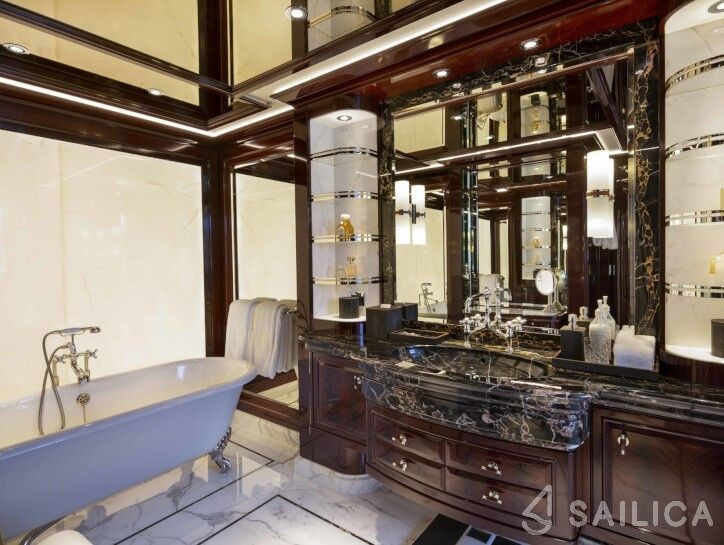 Feadship 198 - Yacht Charter Sailica