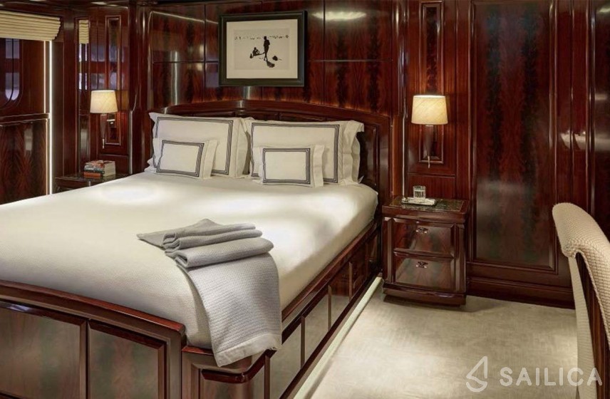 Feadship 198 - Yacht Charter Sailica